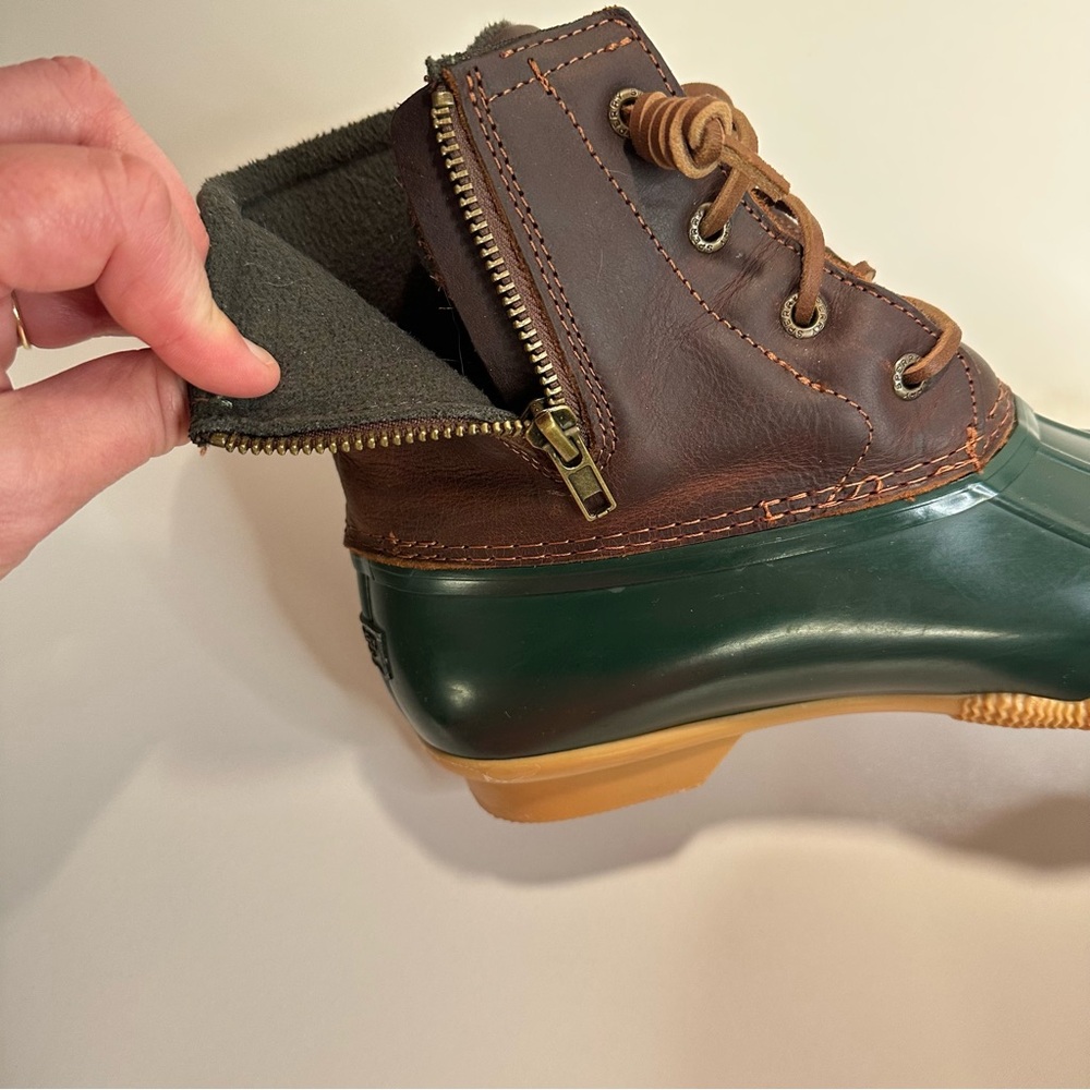Women’s Sperry Saltwater Duck Lug Boot Duck Boots Rain Boots Rain Boot Fall 9.5 - Picture 3 of 11